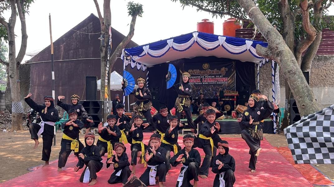 Milangkala ke-4, Padepokan Pencak Silat Gagak Lumayung Generasi Pusaka Wargi Saluyu Bungursari, Kabupaten Purwakarta. (HaloPWK)
