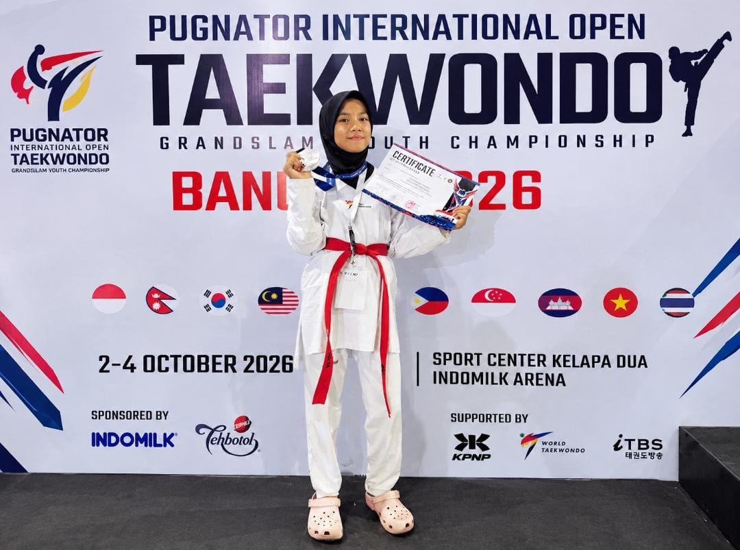 Sherena Abeer, siswa SMP Negeri 1 Purwakarta, berhasil meraih medali silver dalam Pugnator International Open Taekwondo Grandslam Youth Championship. (HaloPWK)