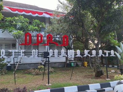 Anggota DPRD Kabupaten Purwakarta melakukan kunjungan kerja ke Bali. (HaloPWK)
