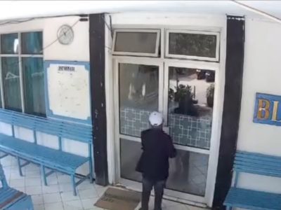 Rekaman kamera pengawas atau CCTV, Dua laptop dan uang hilang di kantor Disnakertrans Kabupaten Purwakarta. (HaloPWK)